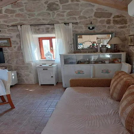 Kamenice - One Bedroom With Terrace